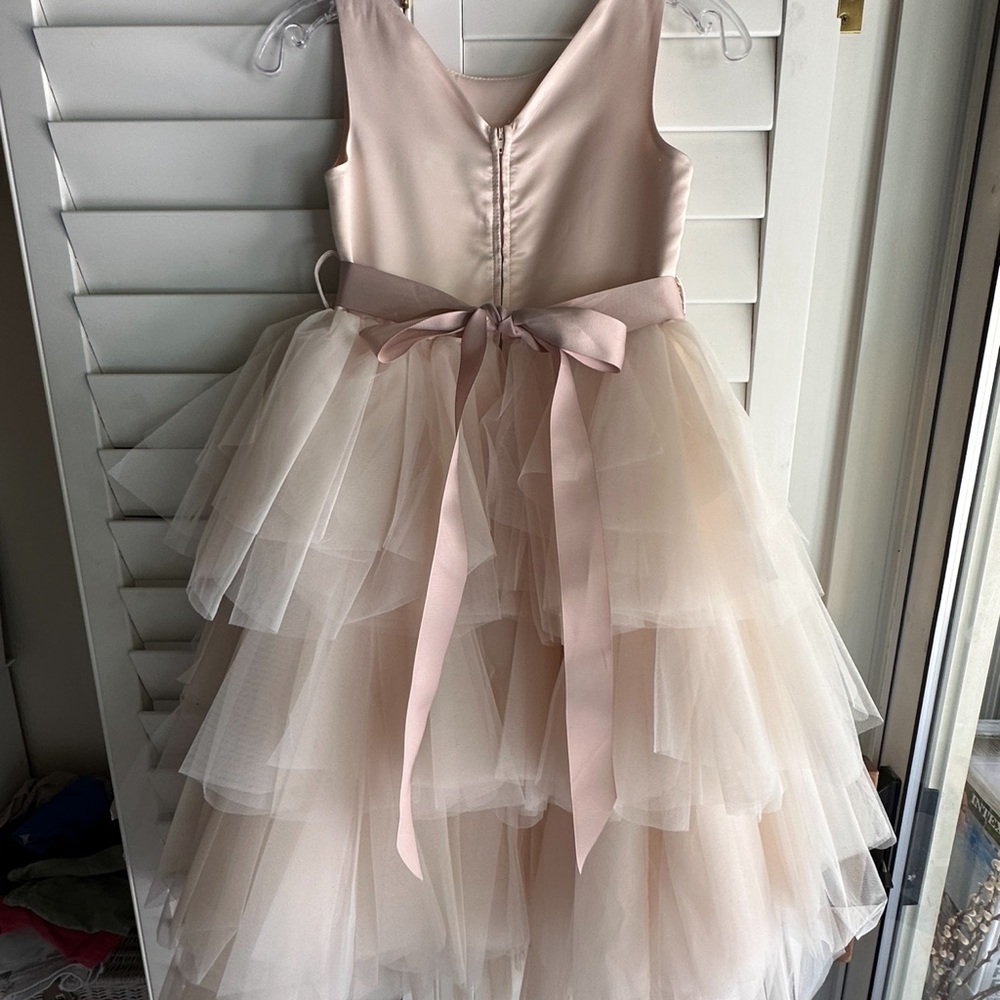 Girls dress